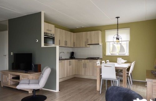 Eernewoude Casa | Maravillosa casa de vacaciones privada para 8 personas con WIFI, TV, terraza y aparcamiento