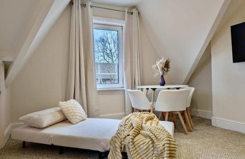 West Finchley Apartamento | Stunning Property with Garden and Parking