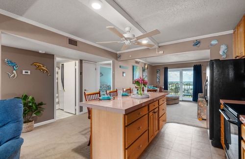 Nags Head Condominio | Stunning PUP - Friendly Beachfront - Top Floor End Unit with Spectacular Views!
