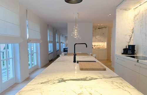 Knokke Apartamento | Stunning Redefined! Exquisite, Luxurious Apartment