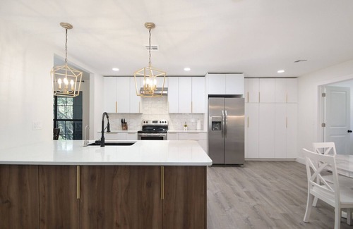 Cross Mountain Casa | Stunning Remodeled Vacation Home in Leon Springs, San Antonio