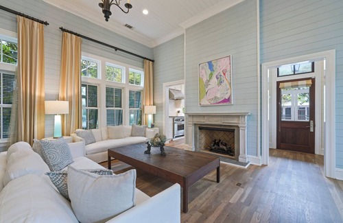 Cottage District Casa | Stunning Renovated Seaside, FL Home + 2 Adult Bikes, Sleeps 8 - Pet Friendly!
