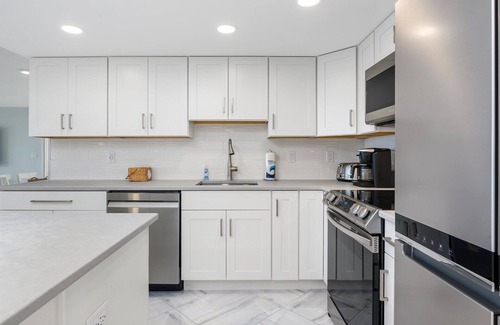 North Ocean City Casa | ⭐️STUNNING RENOVATED PLAZA 112 OCEAN FRONT INDOOR POOL⭐️