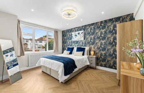 Staines Casa | Stunning Retreat - 5-Bed House and Garden in Staines
