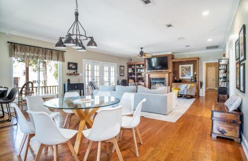Port Vincent Casa | Stunning Riverside Retreat with Private Pool home