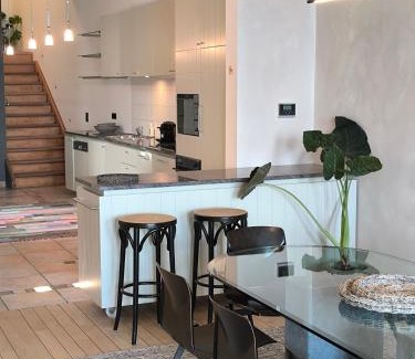 Sint-Andries Apartamento | Stunning Riverview apartment