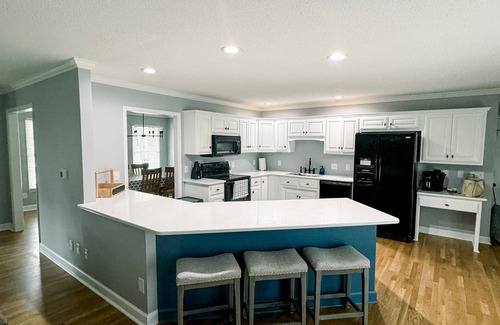 Sanford Casa | Stunning Sanford home with privacy and a beautiful view.