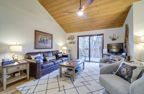 Sapphire Casa | Stunning Sapphire Valley Resort Townhome w/ Perks!