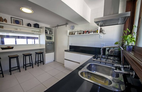 Joao Fernandes Casa | Impresionante vista al mar con 4 suites.