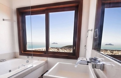 Joao Fernandes Casa | Impresionante vista al mar con 4 suites.