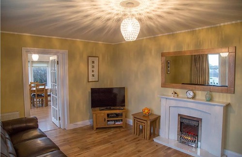 Port Charlotte Casa | Stunning sea view, 1 minute to beach & conservation village Sleeps 6, 3 bedrooms