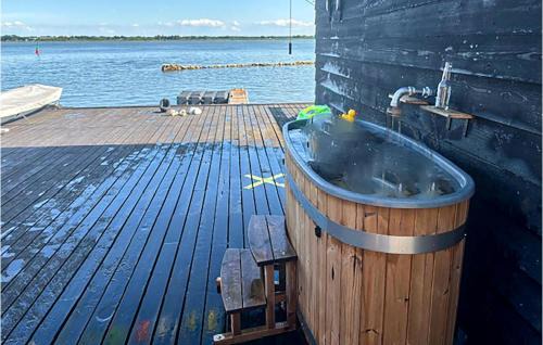 Biddinghuizen Alquiler De Eote | Stunning Ship In Biddinghuizen