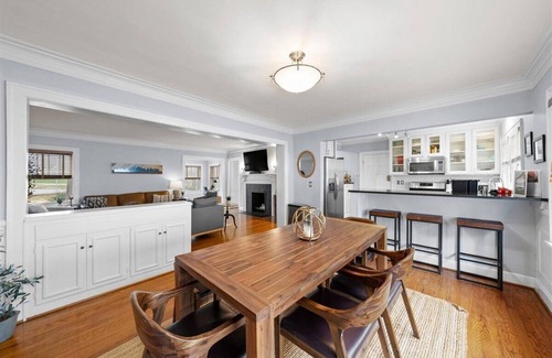 Kansas City Casa | Stunning South Plaza Home On Loose Park