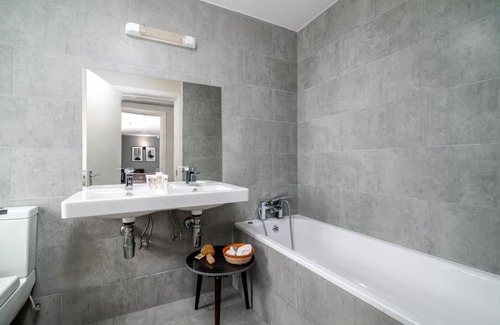 South Hampstead Apartamento | Stunning & Spacious 2BR Hampstead Duplex