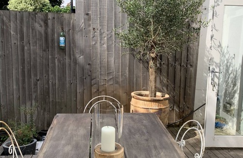 Kensal Green Casa | Stunning spacious house with garden