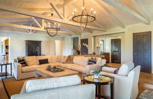 Santa Ynez Casa | Stunning Spanish Oasis Retreat