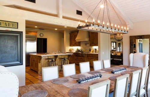 Santa Ynez Casa | Stunning Spanish Oasis Retreat