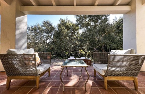 Montecito Casa | Stunning Spanish Mid-Century Modern on Lilac Drive