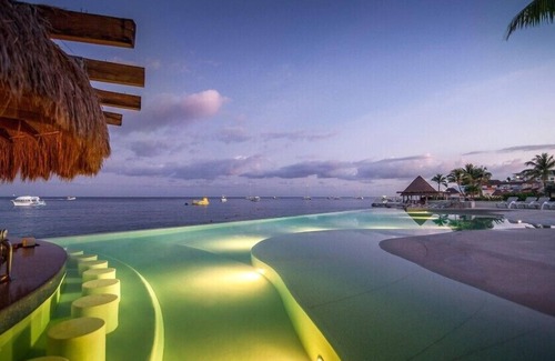 Cozumel Casa | Stunning Studio in Caribbean with Hot Tub