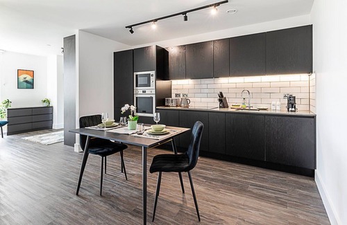 College Park and Old Oak Apartamento | Stunning Studio Apartment