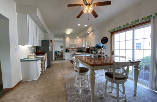 Edgewater Acres Casa | Stunning Sunrise & Water View! 1 Mile to the Beach! Steps to Waterfront Dining!