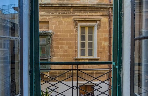 Floriana Casa | Stunning traditional Palazzo in central Floriana