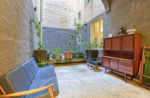 Floriana Apartamento | Stunning traditional Palazzo in central Floriana by 360 Estates