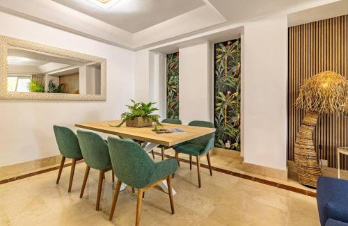 Sotogrande Apartamento | Stunning Tropical Oasis 3BR, Pool and Water Views