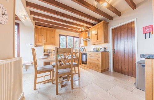 Ambleside Cabaña | Stunning, unique tower with 2 bedrooms and incredible views