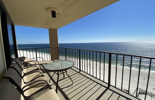 Orange Beach Condominio | Vistas increíbles - Hermoso condominio en el piso 12 frente a la playa - Excelente ubicación