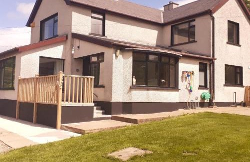 Glenariff Casa | Stunning views from The Bay, Glenariffe beach