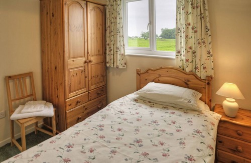 Belford Cabaña | Stunning views over open farmland with sheep outside your windows