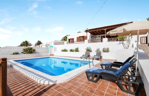 Nazaret Villa | Impresionante Villa Casa Concha con vistas a la montaña, vistas al mar, Wi-Fi, jardín
