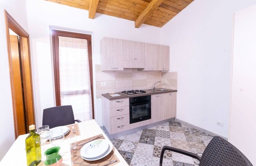 Zambrone Villa | Preciosa casa de vacaciones con WIFI, TV, patio, vista panorámica y aparcamiento