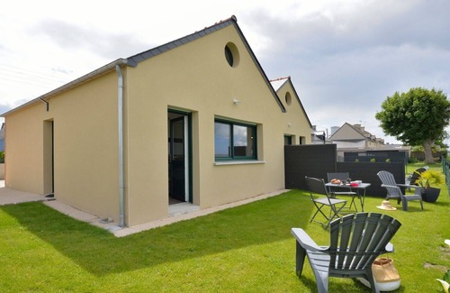 Ille-et-Vilaine Casa | Estupenda casa de vacaciones para 3 personas con WIFI, TV, patio y aparcamiento