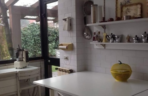 Arese Villa | Prestigiosa villa en residencia con piscina comunitaria a 5 minutos de Rho Fiera