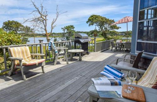 West Chatham Casa | Stunning Water Views 2 Decks By Beach