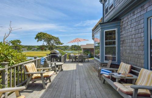 West Chatham Casa | Stunning Water Views 2 Decks By Beach