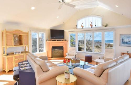 North Eastham Casa | Stunning Water Views by Private Beach