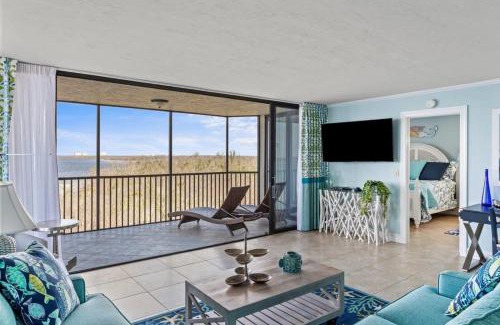 Punta Rassa Casa | Stunning Waterfront Residence with Panoramic Water Views