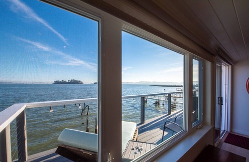 San Rafael Casa | IMPRESIONANTE BAHERA FRENTE AL MAR A 15 MIN DEL PUENTE GG Y A 45 MINUTOS DE NAPA