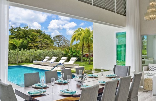 Gibbs Bay Villa | Impresionante West Coast Villa minutos de Mullins Beach