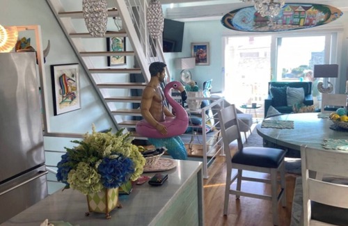 Provincetown Condominio | Stunning West End Condo with 2 bedrooms plus loft with bed and views of the bay