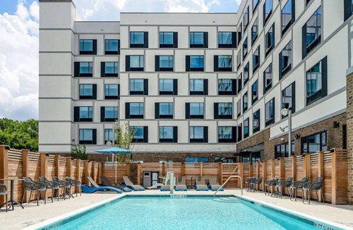 Raleigh Casa | Stunningly Furnished Suite w/ Best Amenities