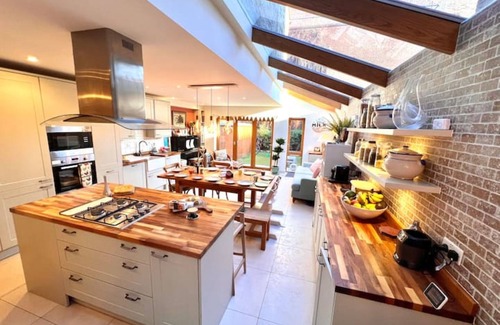 Shepherd's Bush Casa | Stunningly refurbished Victorian family home