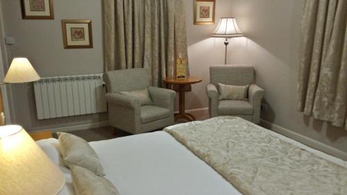 Tackley Hotel | Sturdy`s Castle - Historic Coaching Inn near Blenheim Palace, Oxfordshire