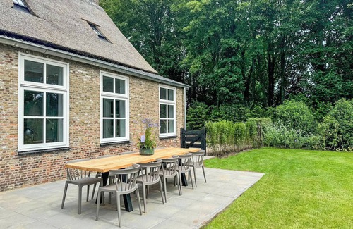 Wagenberg Casa | Stylisch old farmhous near Breda