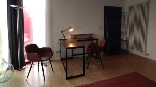 Wiesbaden Apartamento | Stylische Ferienwohnung Home Office