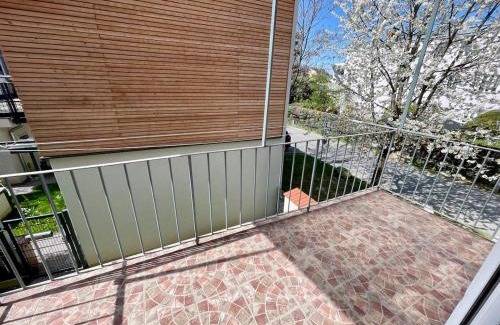 Jakomini Apartamento | Stylische Wohnung nähe Stadthalle mit Balkon