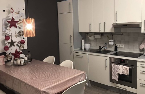Weibern Apartamento | Stylisches Zimmer mit Ensuite Bad